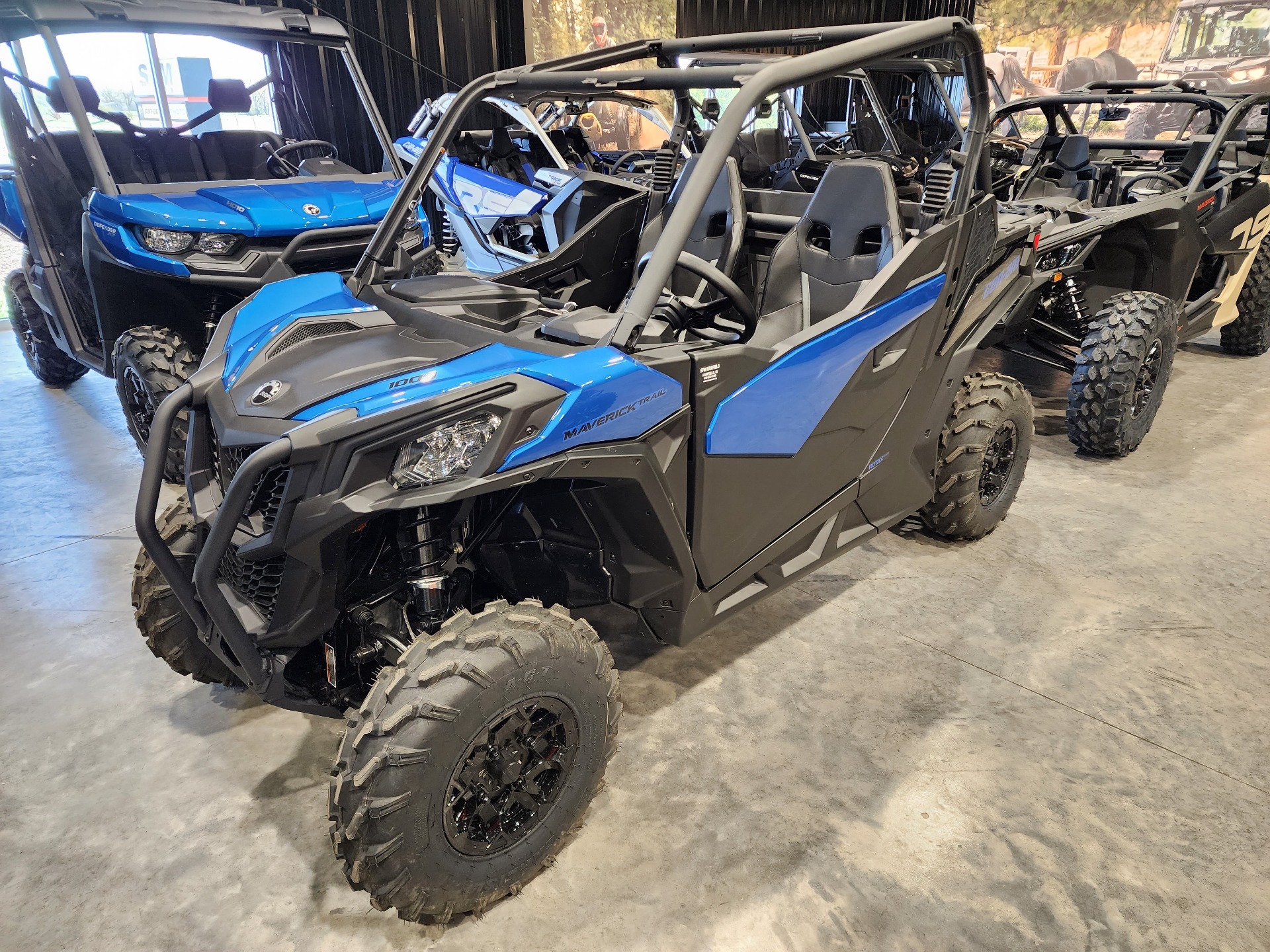 2023 Can-Am Maverick Trail DPS 1000