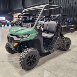 2025 Can-Am Defender DPS HD10