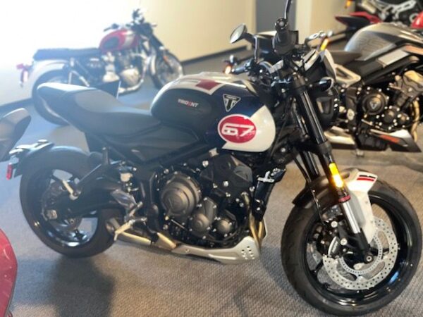 2025 Triumph Trident 660 Triple Tribute Edition