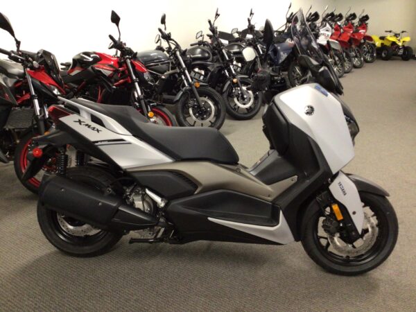 2024 Yamaha XMAX