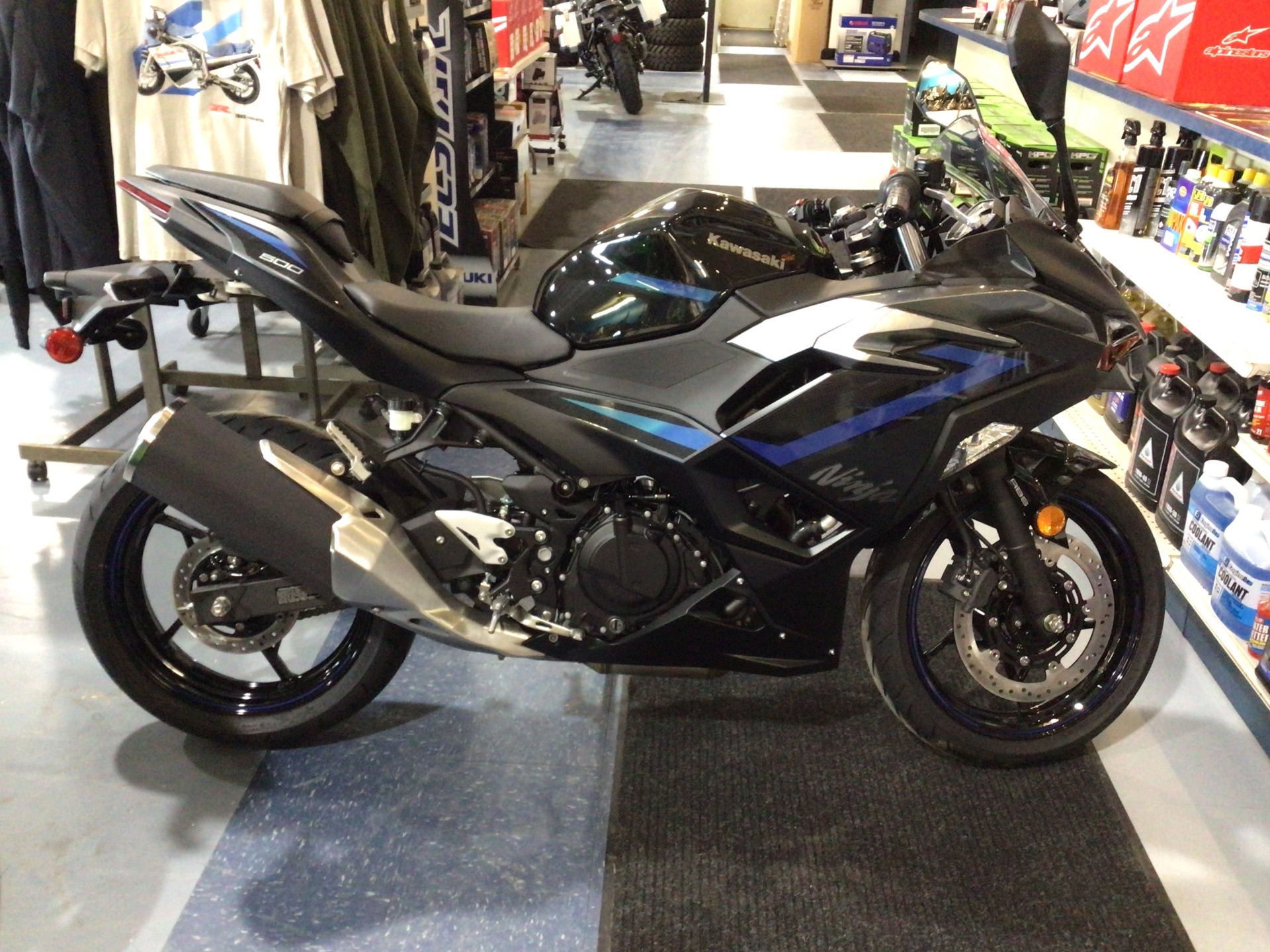 2025 Kawasaki Ninja 500 ABS